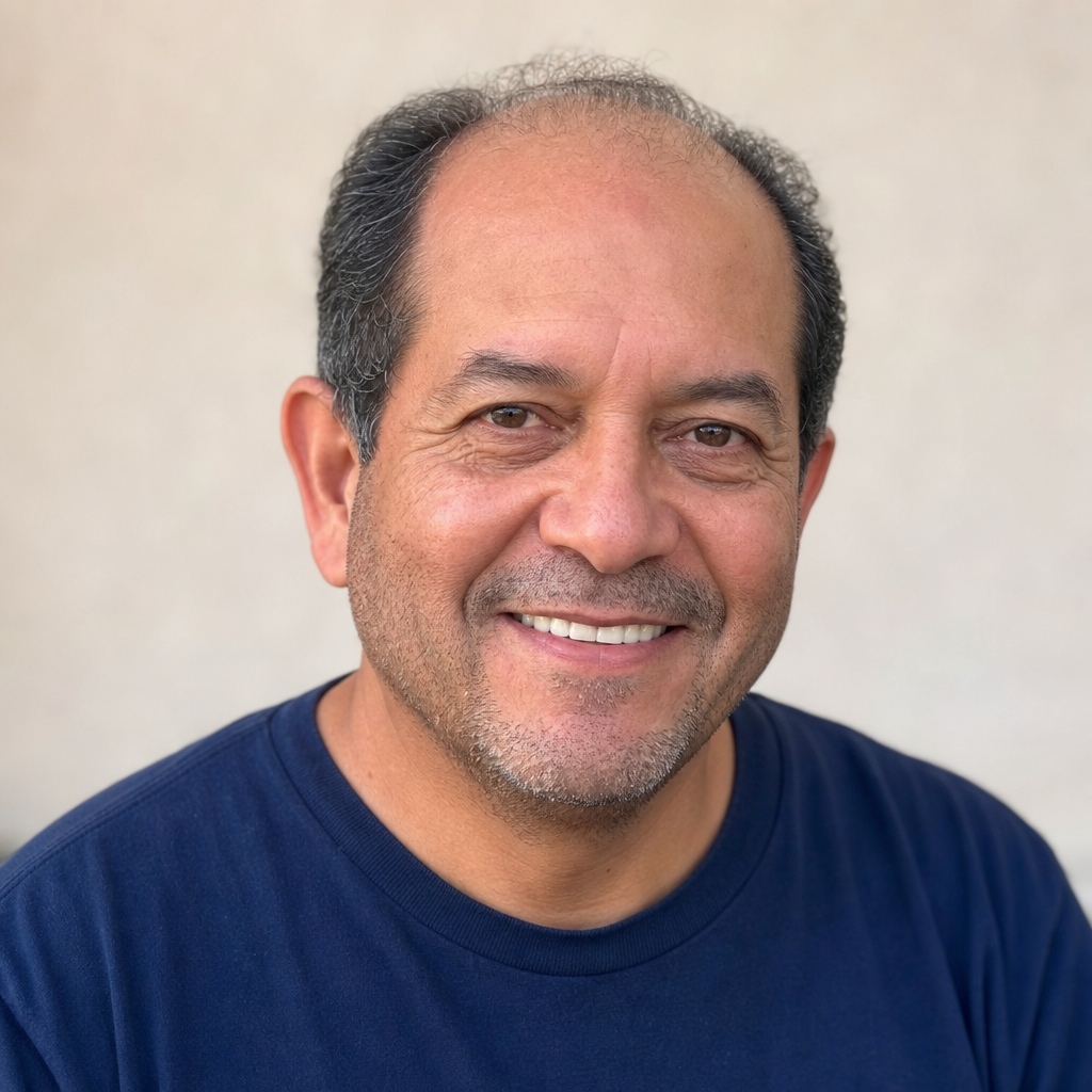 Javier Flores